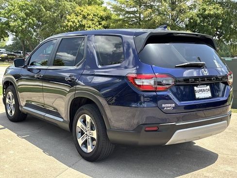 Used 2025 Honda Pilot EX-L image 9