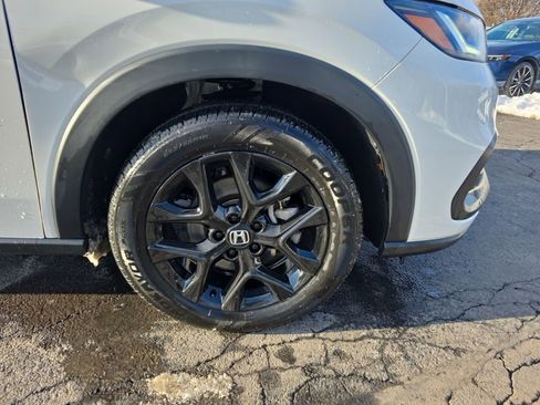 Certified 2023 Honda HR-V Sport image 9