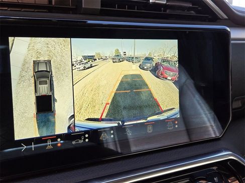 Used 2025 GMC Sierra 1500 Denali image 11