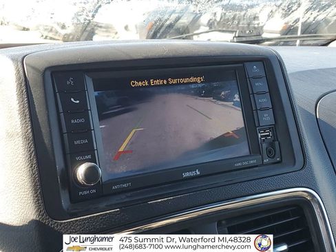 Used 2020 Dodge Grand Caravan SXT FWD image 15