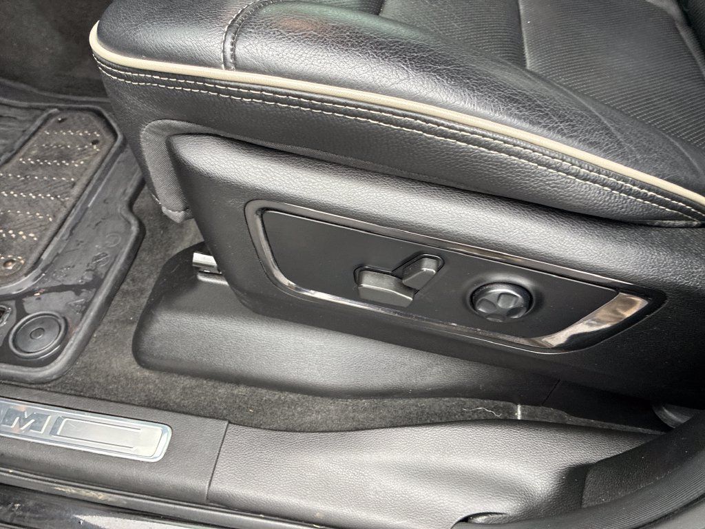 Used 2022 RAM 1500 Limited AWD/4WD image 11