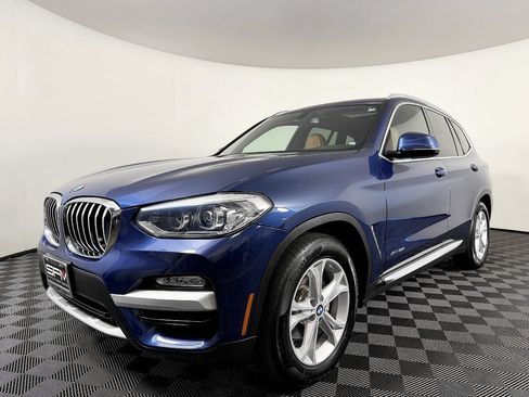Used 2018 BMW X3 xDrive30i AWD/4WD image 2