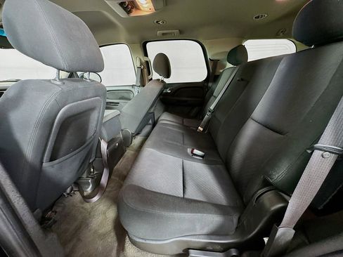 Used 2010 GMC Yukon SLE w/ Convenience Package image 25