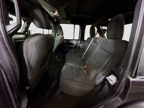 Used 2021 Jeep Wrangler Unlimited Sport image 25