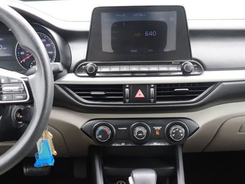 Used 2020 Kia Forte LXS FWD image 15