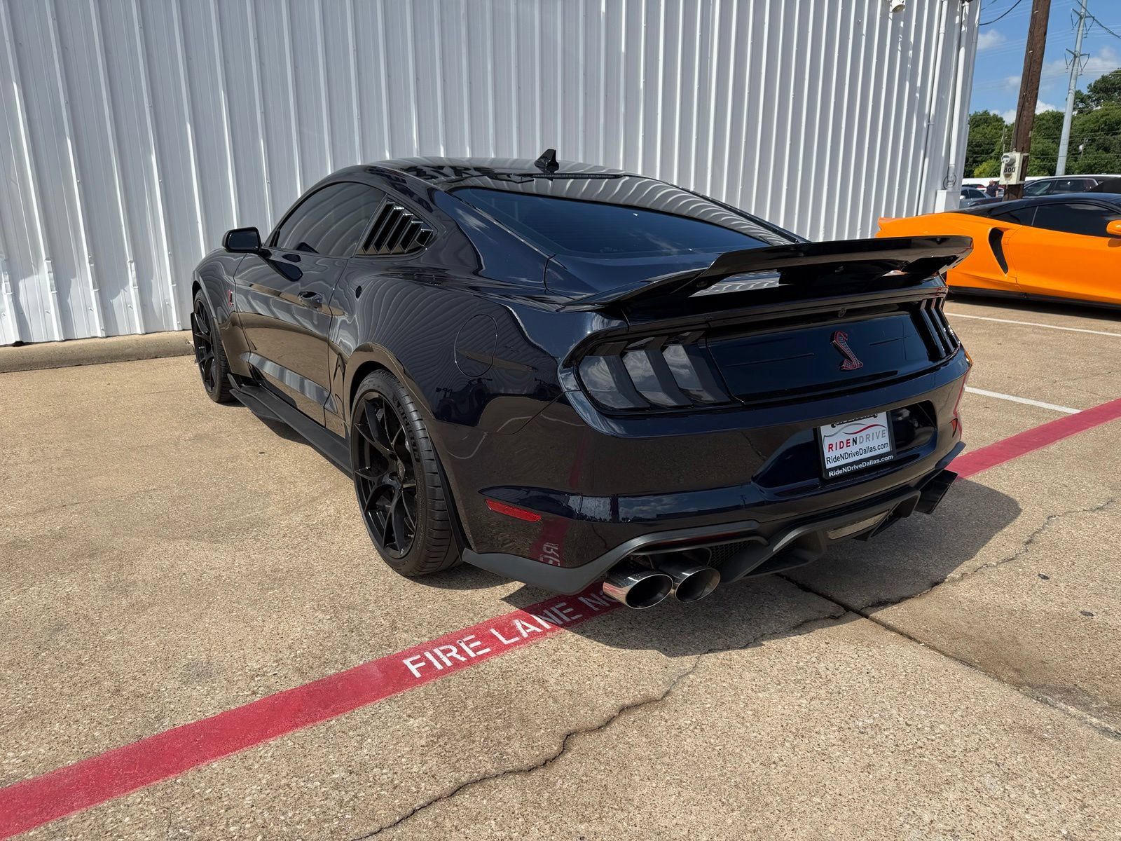 Used 2021 Ford Mustang Shelby GT500 w/ Technology Package RWD image 4