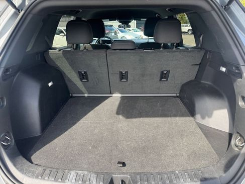 Used 2025 Chevrolet Equinox LT image 30