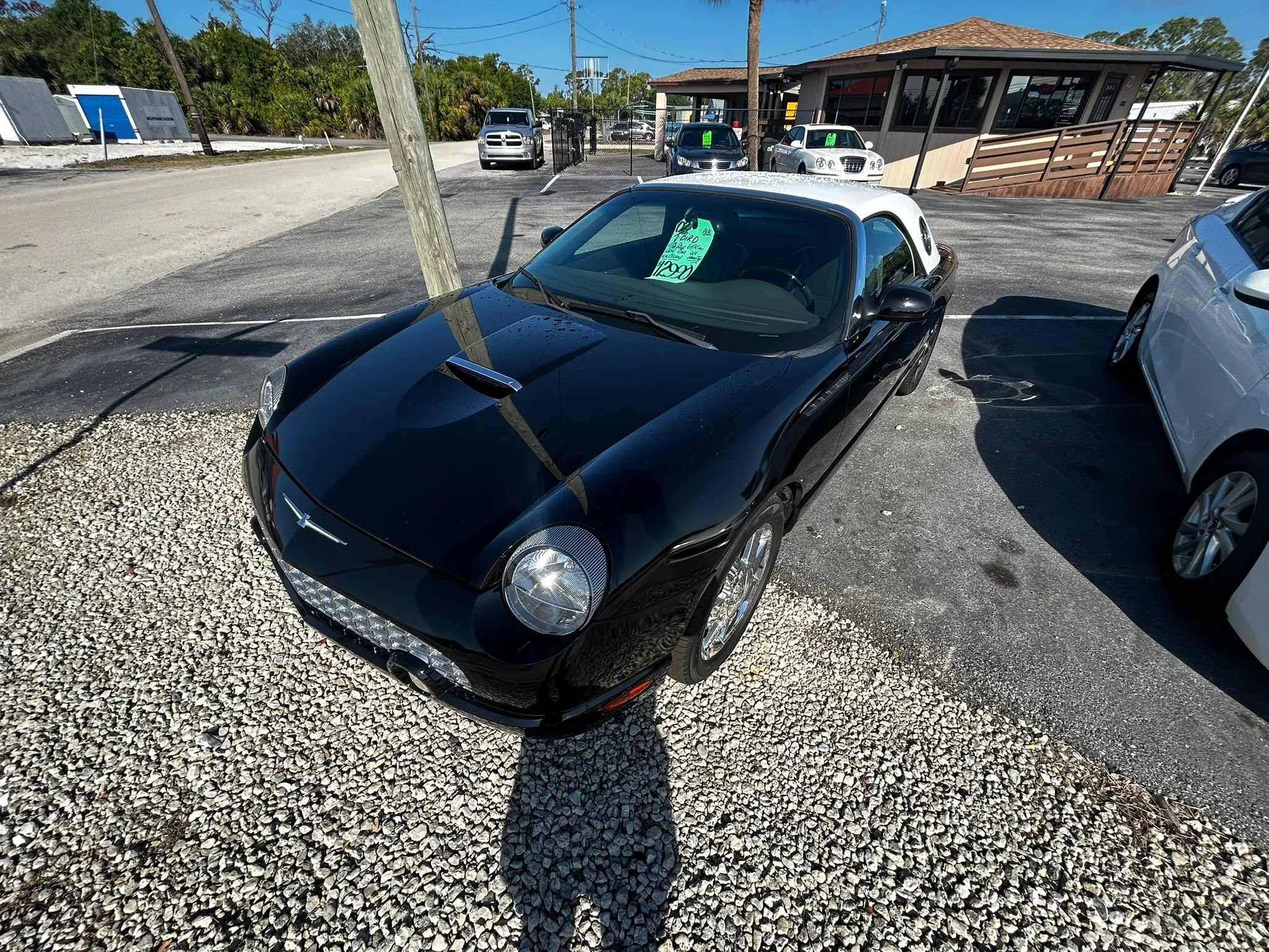 Used 2002 Ford Thunderbird RWD image 17