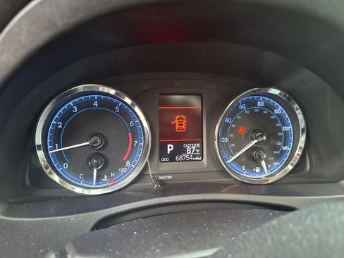 Used 2019 Toyota Corolla LE FWD image 6