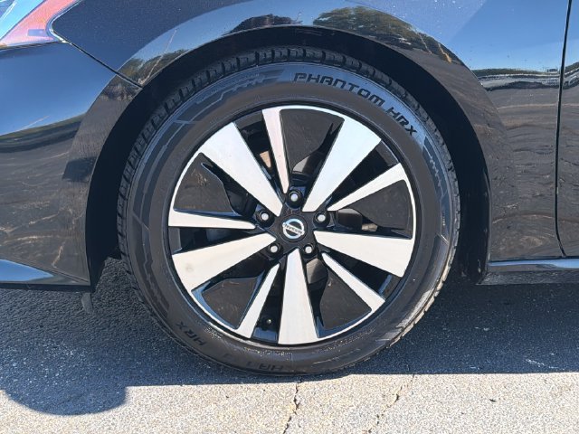 Used 2020 Nissan Altima 2.5 SL FWD image 16