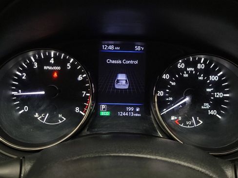 Used 2020 Nissan Rogue SV image 23