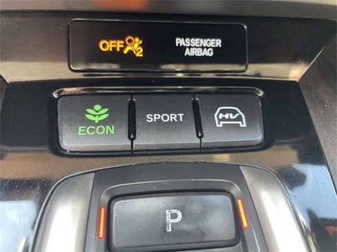 Used 2018 Honda Clarity Plug-In Hybrid image 17