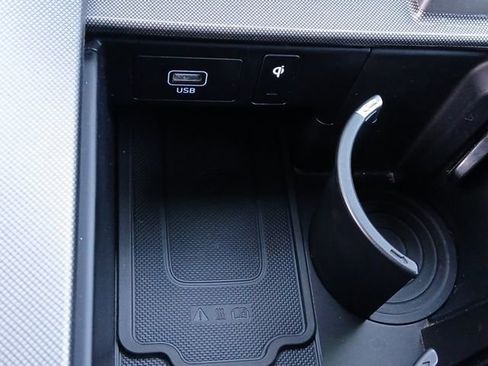 Used 2022 Hyundai Palisade Calligraphy image 18