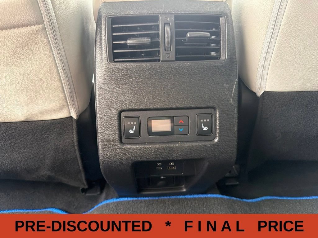 Used 2023 Mitsubishi Outlander SEL AWD/4WD image 57