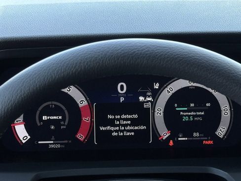 Used 2024 Toyota Tacoma TRD Sport image 19