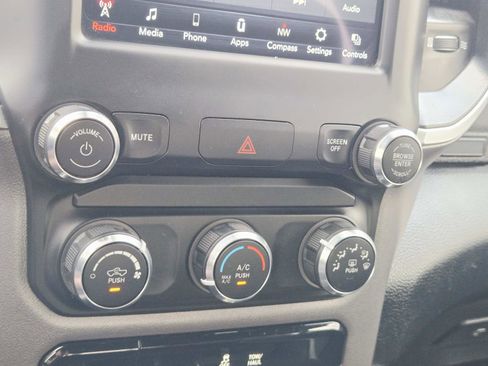 Used 2021 RAM 1500 Big Horn image 30