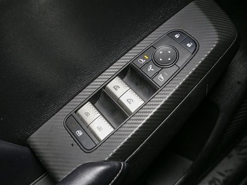 Used 2024 Mitsubishi Outlander SE image 36