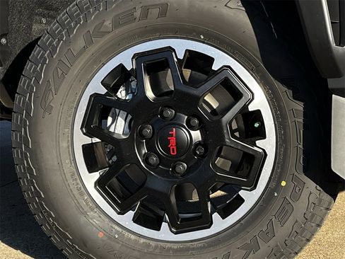 New 2026 Toyota Tacoma TRD Off-Road image 25
