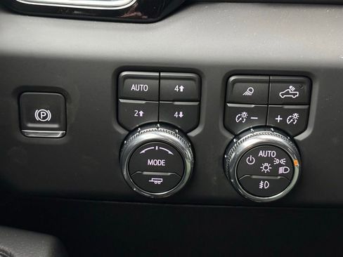 New 2026 GMC Sierra 2500 Denali w/ Denali Reserve Package image 28