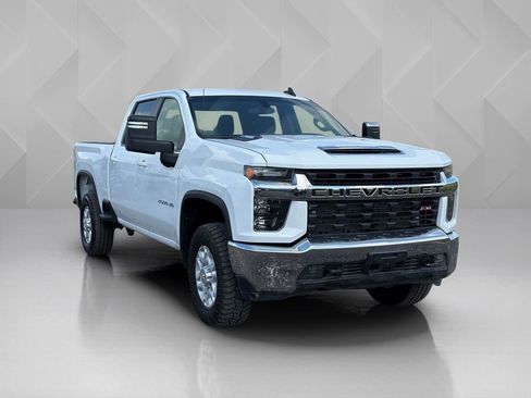 Used 2023 Chevrolet Silverado 2500 LT image 3