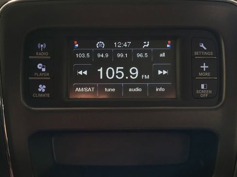 Used 2020 Dodge Journey SE w/ SE Popular Equipment Group FWD image 25