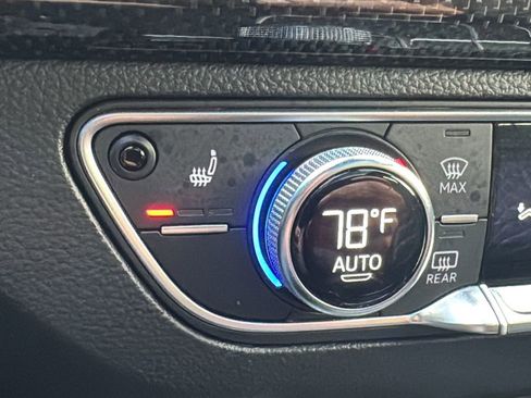 Used 2019 Audi SQ5 Premium Plus w/ Premium Plus Package image 30