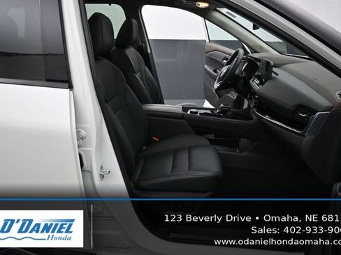 Used 2023 Nissan Rogue SL w/ SL Premium Package AWD/4WD image 42