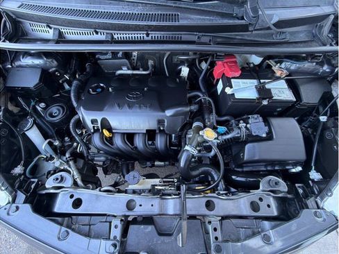Used 2013 Toyota Yaris LE FWD image 22
