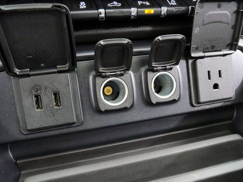 Used 2019 GMC Sierra 2500 Denali w/ LPO, Protection Package image 31