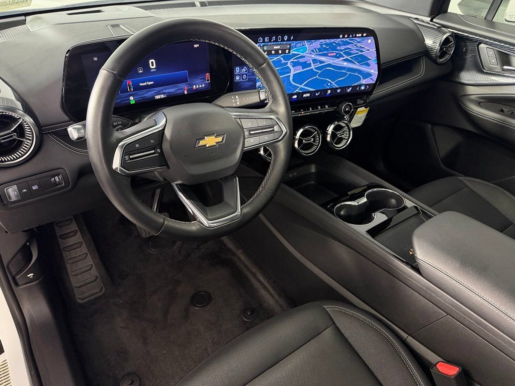 Used 2024 Chevrolet Blazer EV LT AWD/4WD image 13