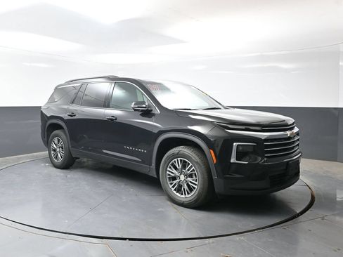 Used 2024 Chevrolet Traverse LT FWD image 5