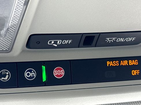 Used 2019 Chevrolet Traverse LS image 25