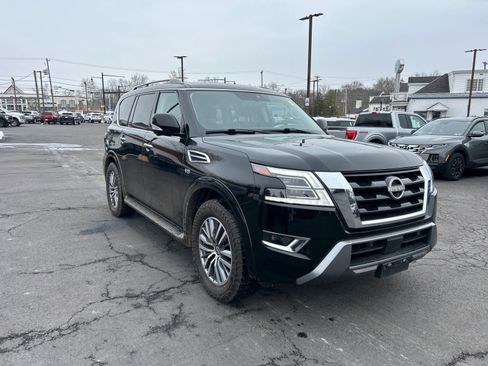 Used 2022 Nissan Armada SL image 3