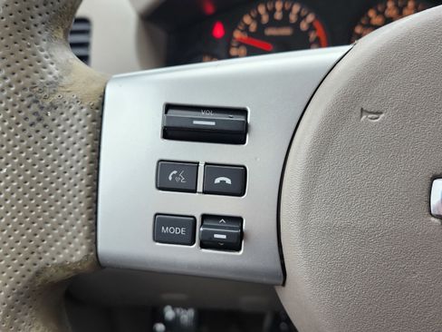 Used 2016 Nissan Frontier SV image 28