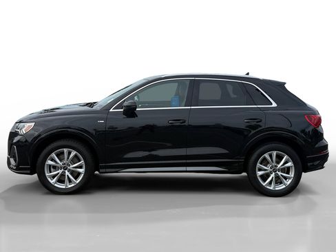 Used 2023 Audi Q3 2.0T Premium AWD/4WD image 2