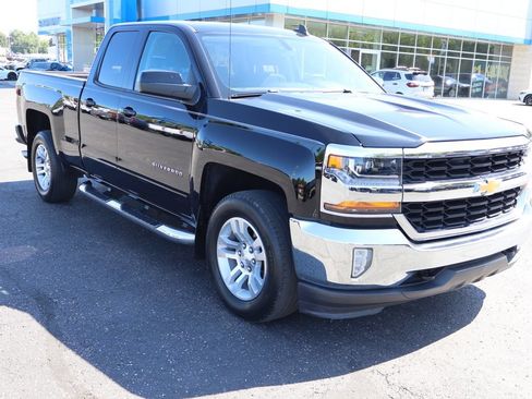 Used 2019 Chevrolet Silverado 1500 LT w/ All Star Edition AWD/4WD image 2