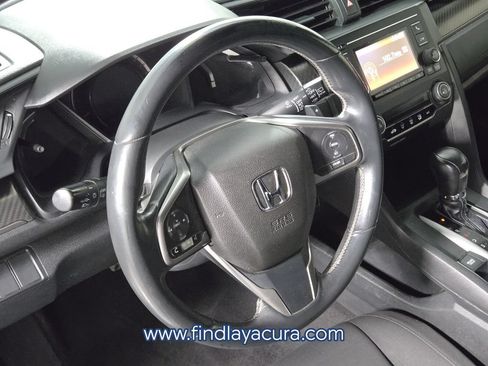 Used 2017 Honda Civic Sport image 21