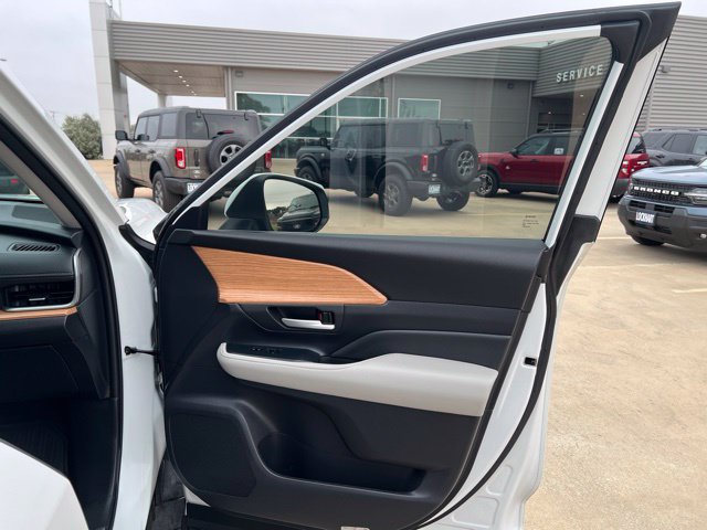 Used 2026 Toyota Grand Highlander FWD image 24