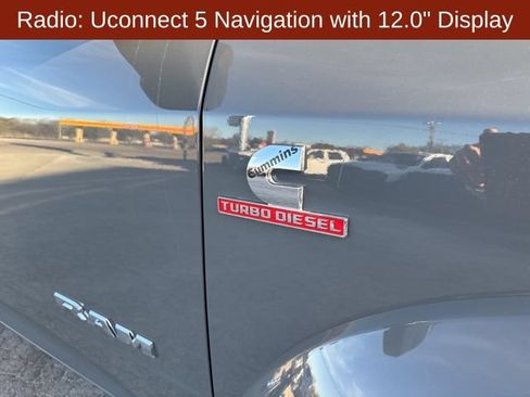 New 2026 RAM 4500 4x4 Crew Cab DRW image 9