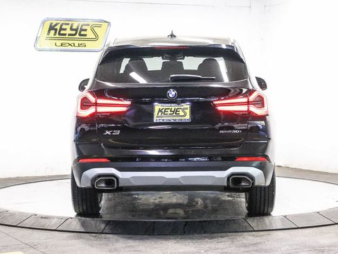 Used 2024 BMW X3 sDrive30i w/ Convenience Package RWD image 3