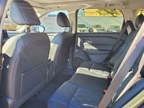 New 2026 Nissan Rogue Platinum image 11