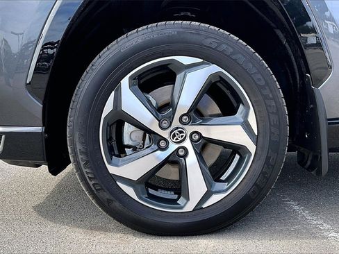 Certified 2024 Toyota RAV4 SE image 34