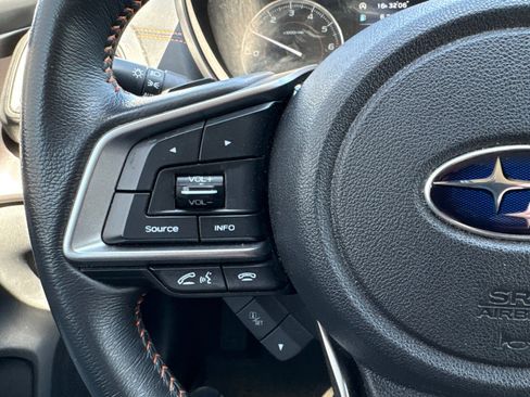 Used 2023 Subaru Crosstrek 2.5i Limited w/ Moonroof Package image 18