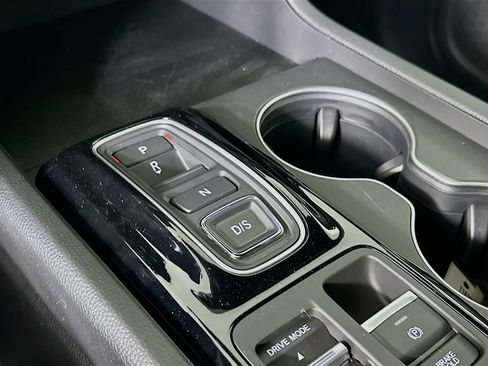 Used 2026 Honda Pilot Sport image 22