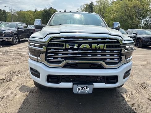 New 2026 RAM 2500 Limited AWD/4WD image 8