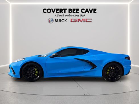 Used 2023 Chevrolet Corvette Stingray Coupe w/ 1LT RWD image 10