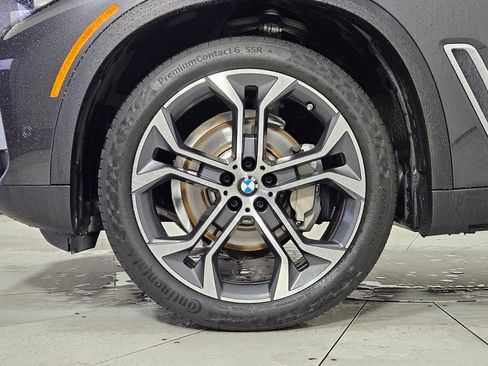 Certified 2022 BMW X5 xDrive40i w/ Parking Assistance Package image 5