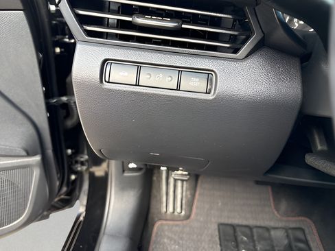 Used 2022 Nissan Altima 2.5 SR FWD image 34
