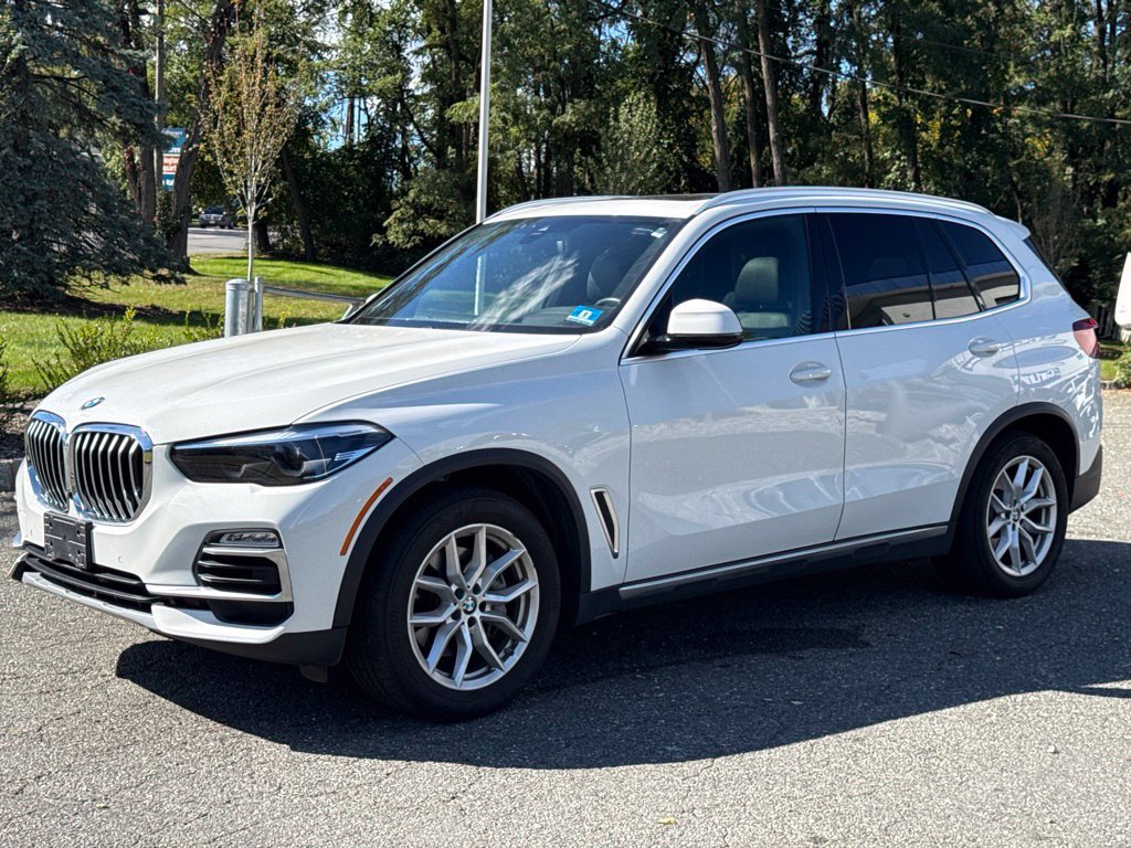 Used 2020 BMW X5 xDrive40i w/ Premium Package AWD/4WD image 3