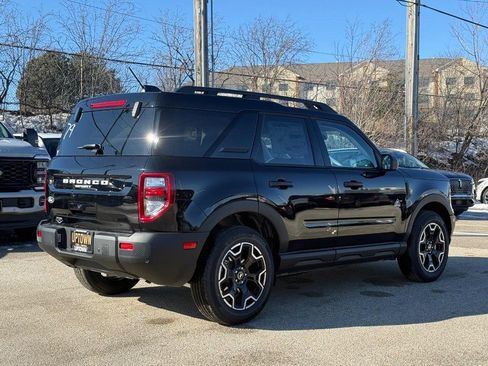 New 2026 Ford Bronco Sport Outer Banks image 3